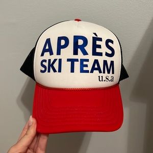 CUTE TRUCKER HAT (Never Worn)